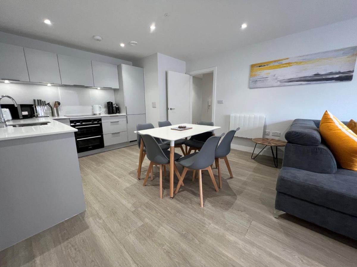 2 Putsborough - Luxury Apartment At Byron Woolacombe, Only 4 Minute Walk To Woolacombe Beach! 외부 사진