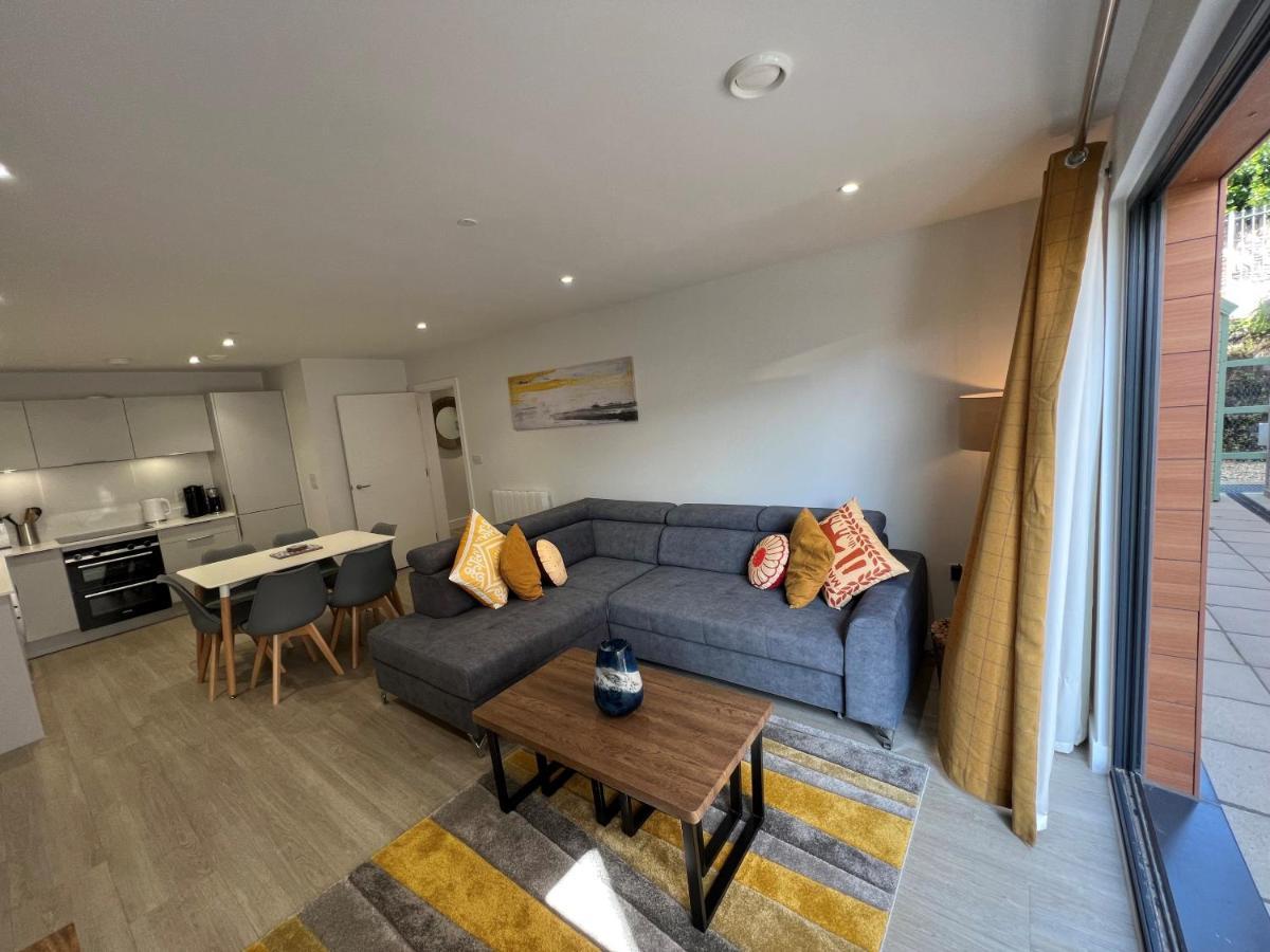2 Putsborough - Luxury Apartment At Byron Woolacombe, Only 4 Minute Walk To Woolacombe Beach! 외부 사진