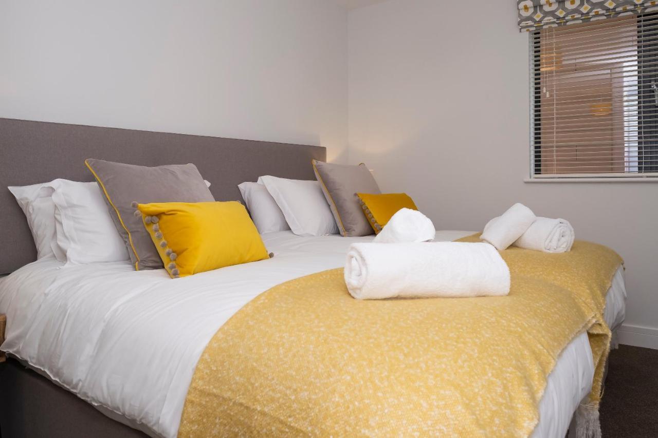 2 Putsborough - Luxury Apartment At Byron Woolacombe, Only 4 Minute Walk To Woolacombe Beach! 외부 사진