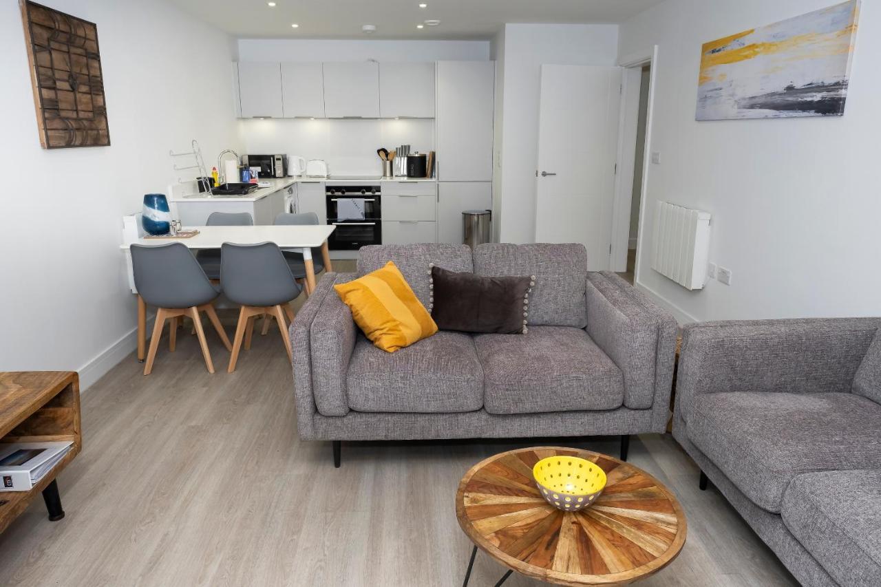 2 Putsborough - Luxury Apartment At Byron Woolacombe, Only 4 Minute Walk To Woolacombe Beach! 외부 사진